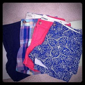4 pair Old Navy Favorite Khaki Shorts